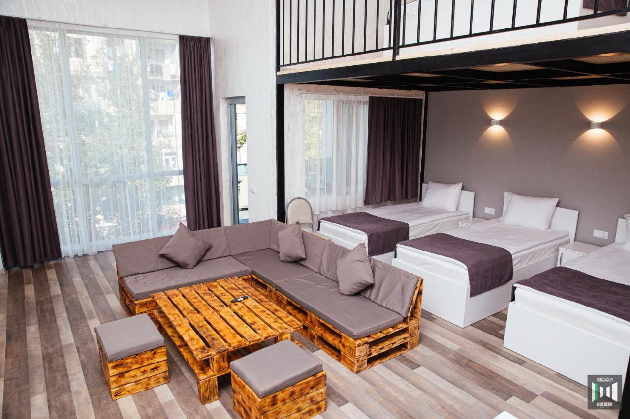 Libereco Aparthotel Batoumi Extérieur photo