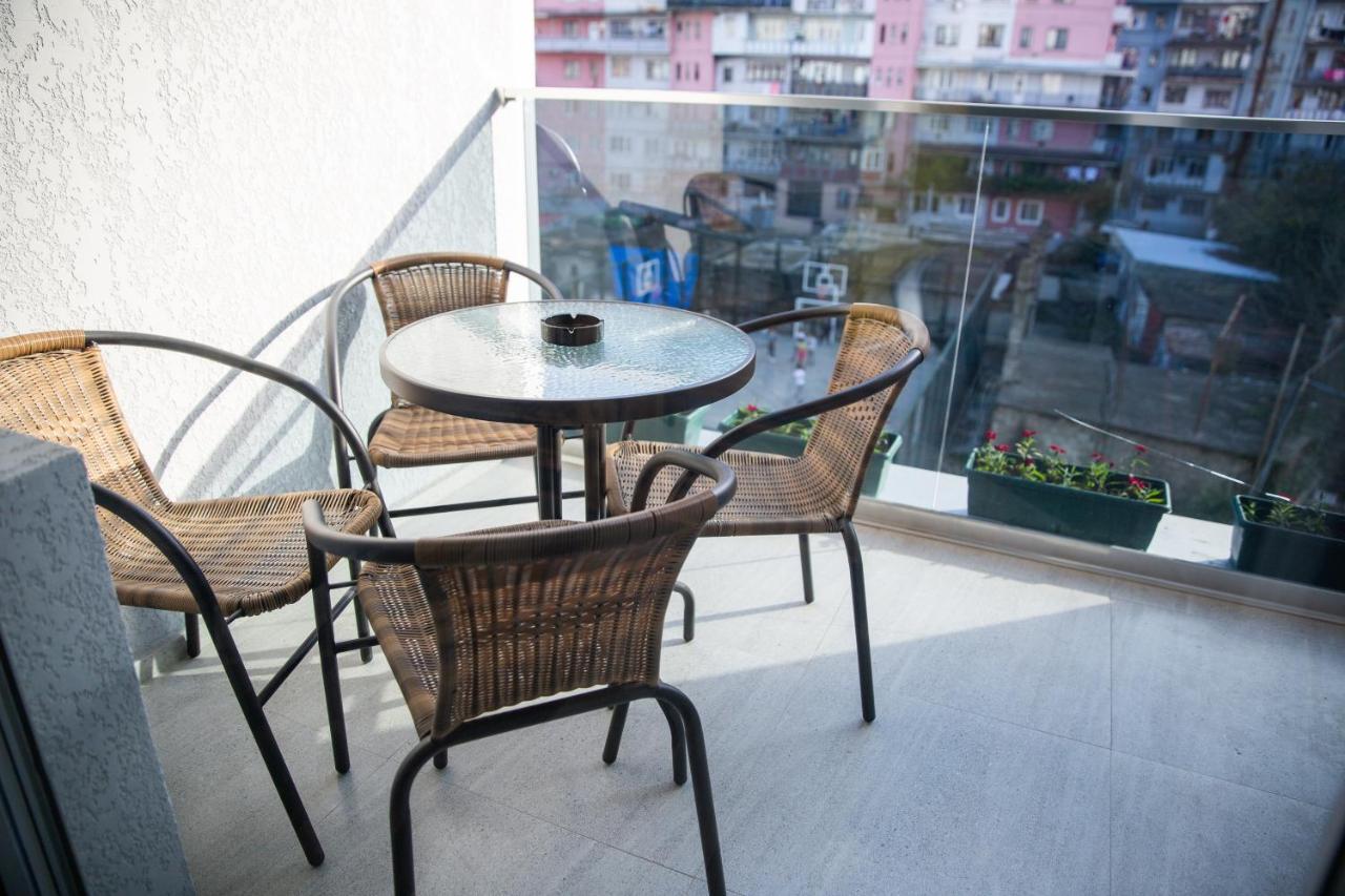 Libereco Aparthotel Batoumi Extérieur photo