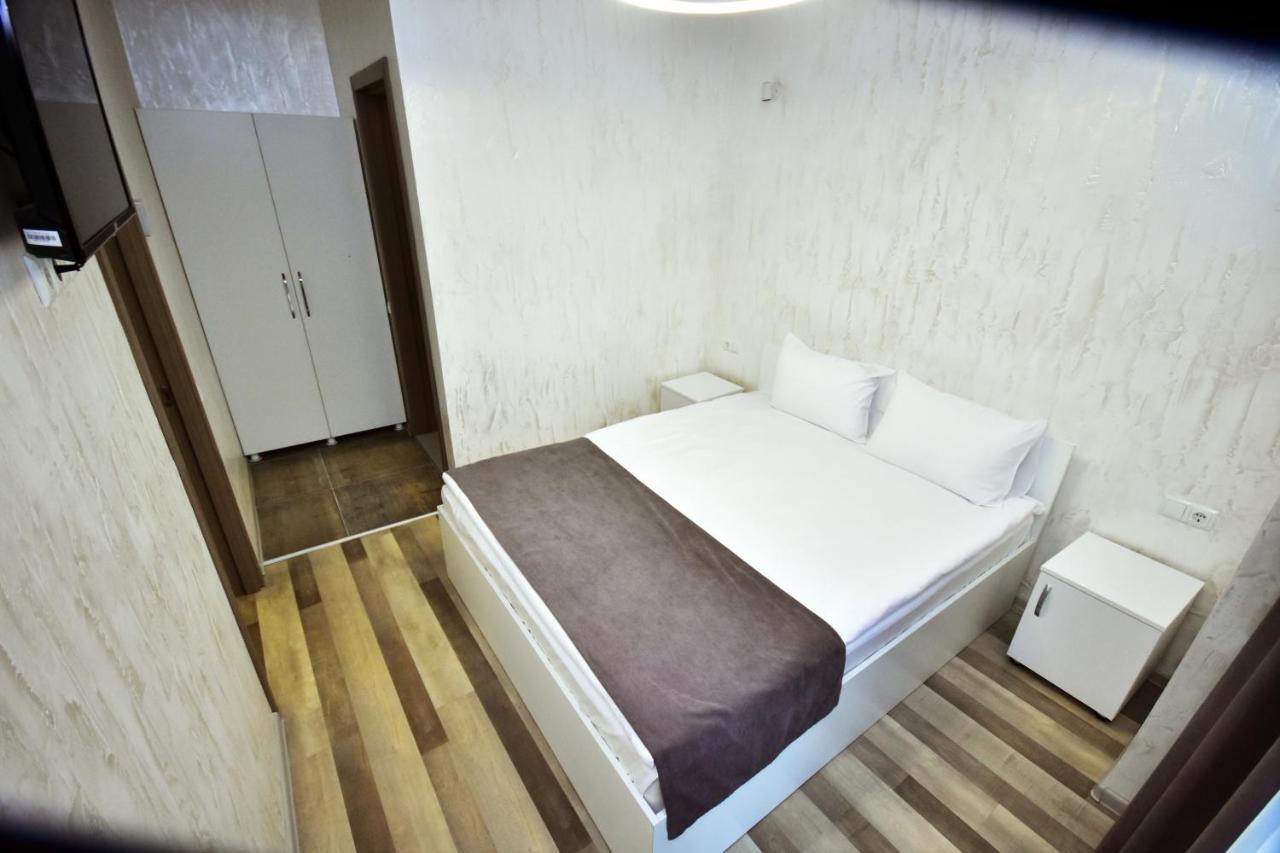 Libereco Aparthotel Batoumi Extérieur photo