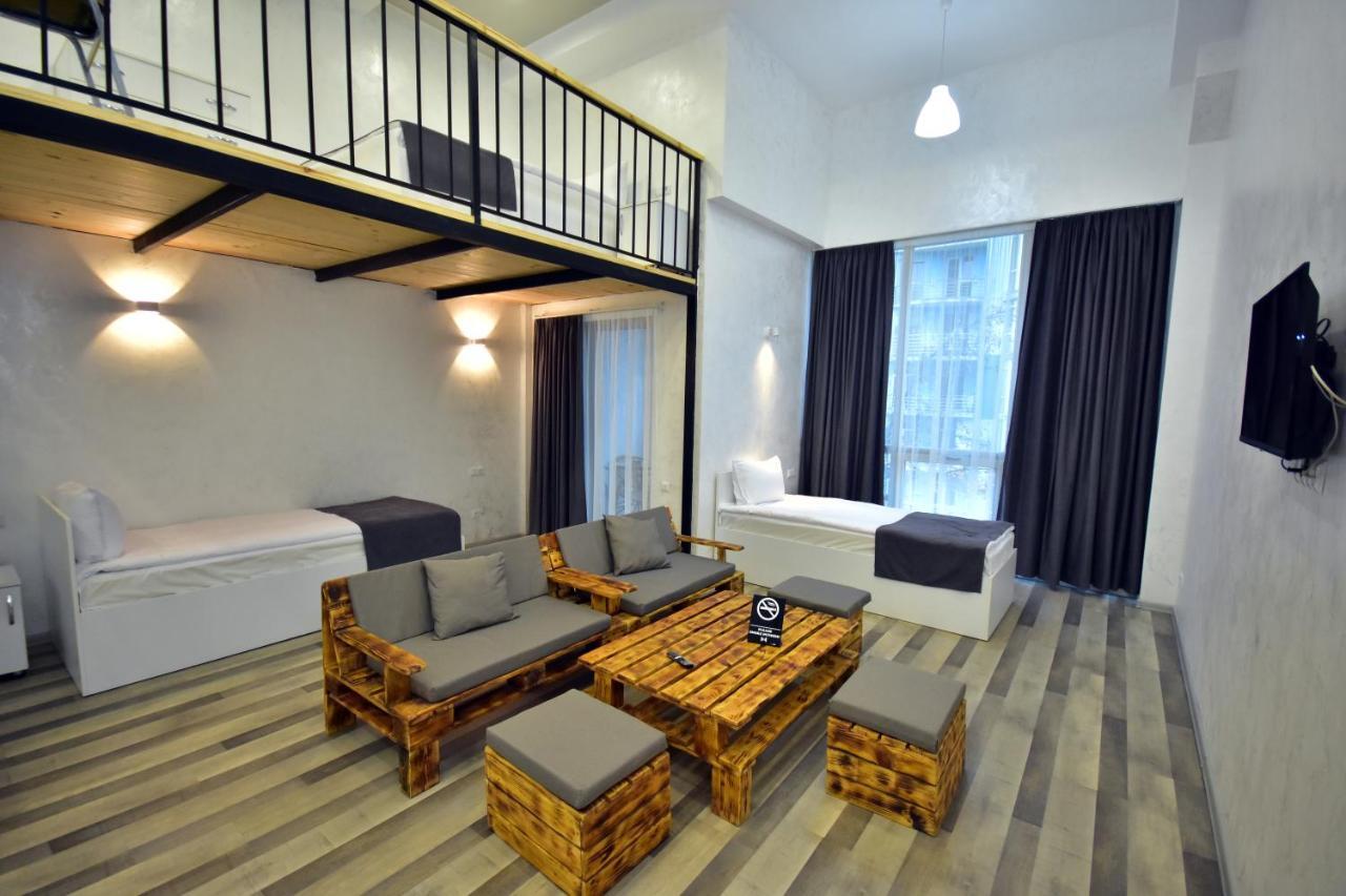Libereco Aparthotel Batoumi Extérieur photo